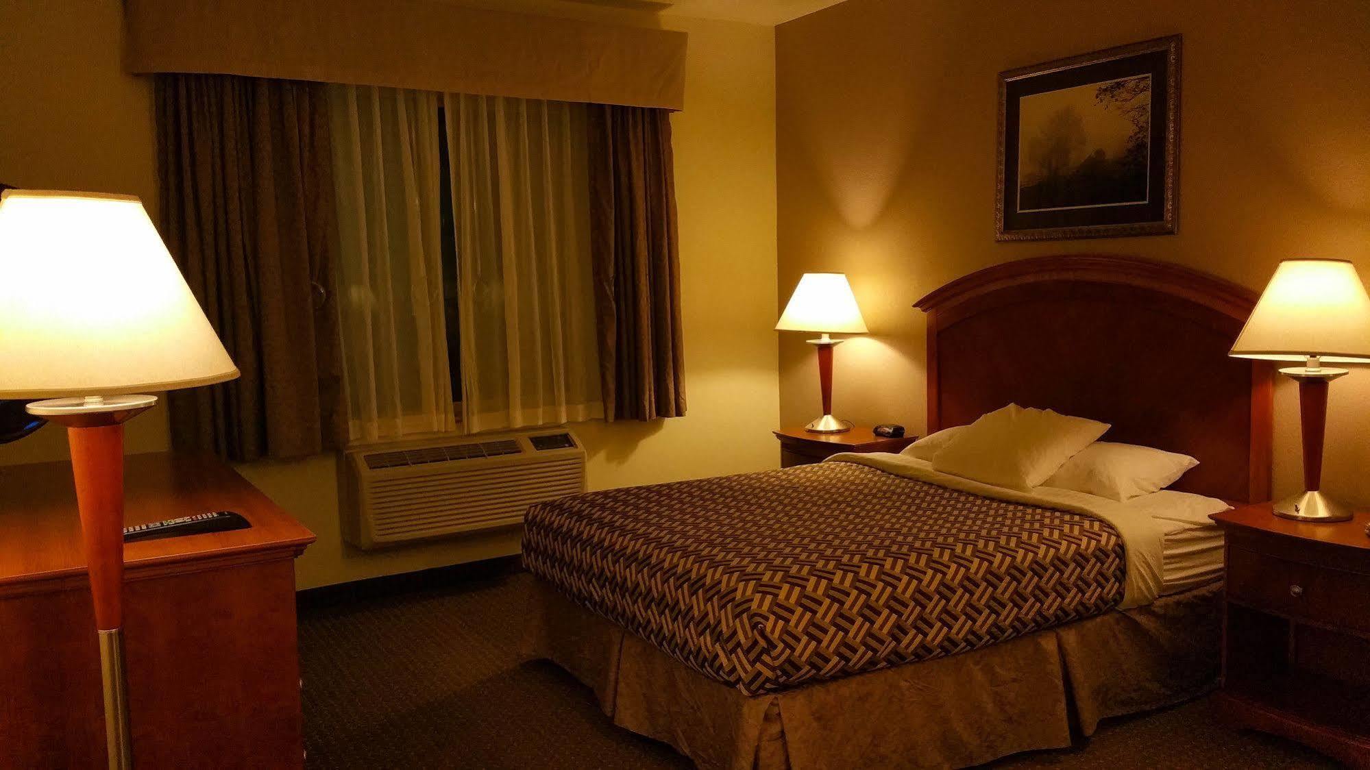 A Riverside Inn Travelodge By Wyndham Fairplay Kültér fotó
